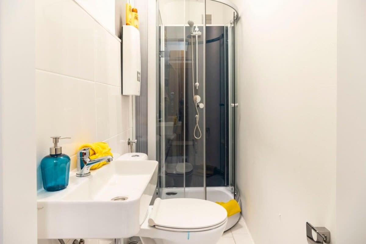 Cozy 2 Room Apartment Next To Hermannstrasse Берлин Экстерьер фото